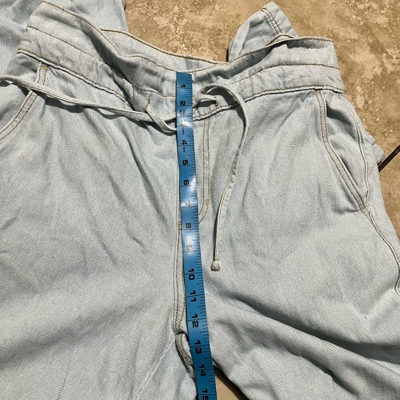 Universal Thread Wide Leg Jeans Inseam 32 - Picture 5 of 8